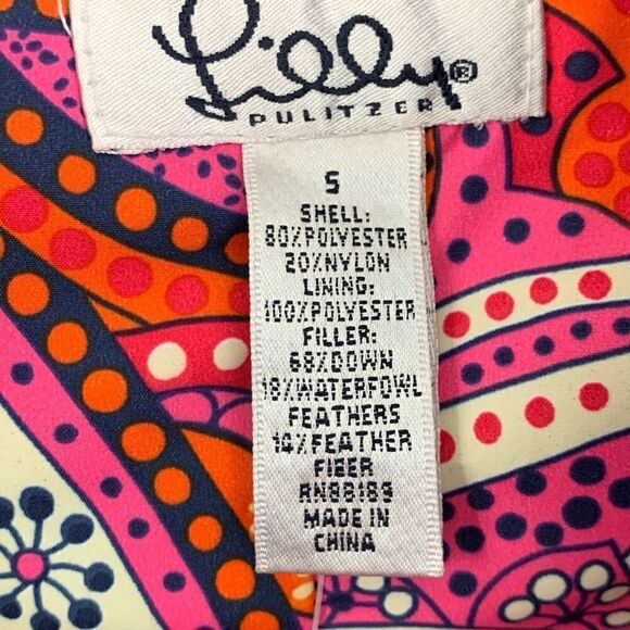 Vintage Lilly Pulitzer Navy down blend puffer vest - Picture 6 of 6